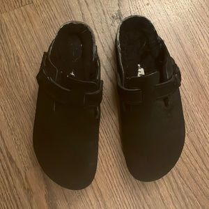 Birkenstocks Boston Shearling suede leather clogs